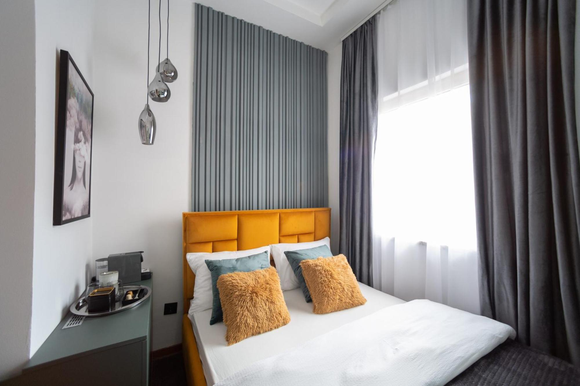 Natali Luxury Suites Belgrado Quarto foto