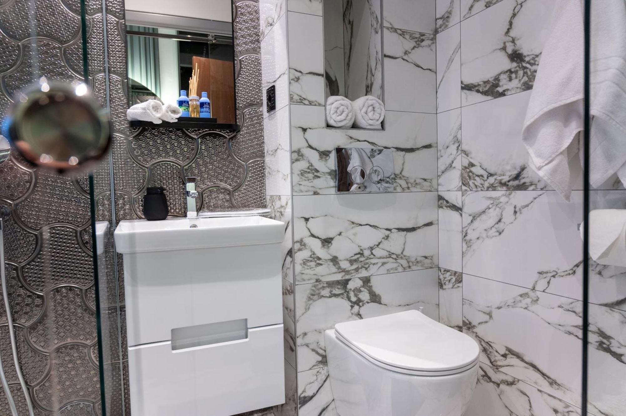 Natali Luxury Suites Belgrado Quarto foto